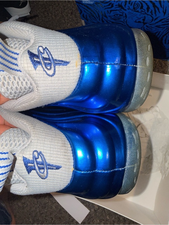 Nike Kids Metallic Royal Blue Foamposite Sneakers ? NO BOX SIZE 10.5 M ??? main image 7